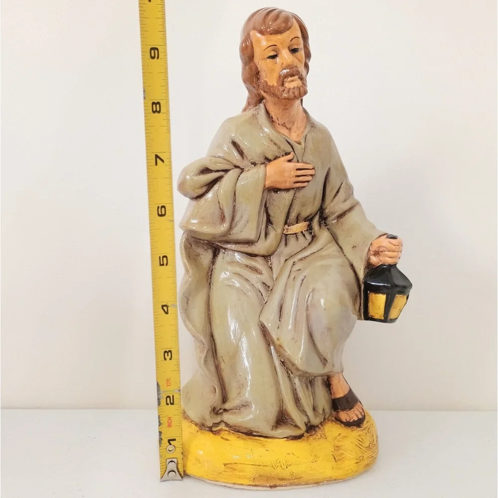 Vintage Hand Painted Chalkware Kneeling Joseph Figure Nativity Replacement 10.5